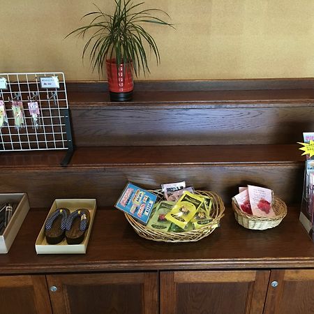 Fukuyama Rose Garden Hotel Extérieur photo